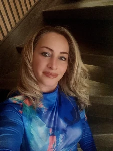 Nikoletta Kovacs 