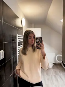 Kozma Dzseni