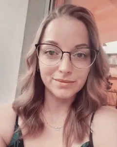 Sztraka Vivien 